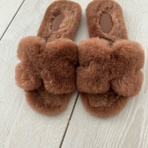 Hermes Fuzzy Oran Sandals